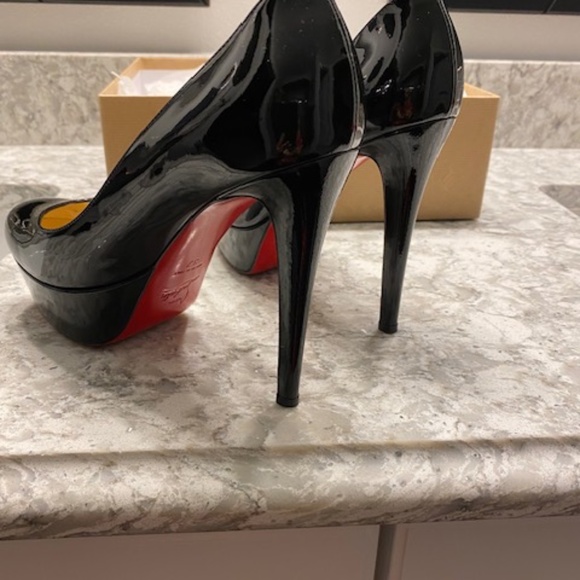 Christian Louboutin Bianca Pumps - Picture 3 of 6
